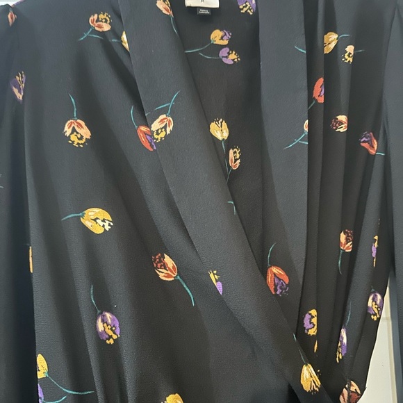 Cabi Divine Black Floral Long Sleeve Midi Dress. Size medium. - Picture 13 of 16